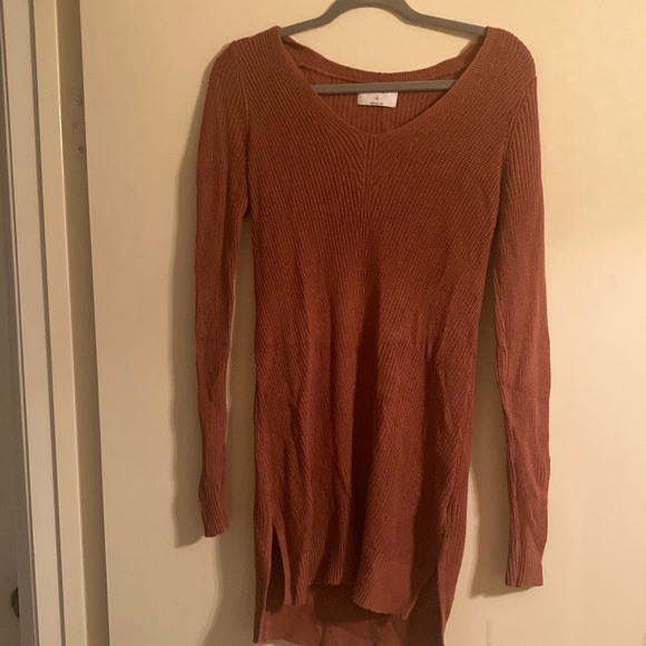 Old Navy Sweater - Picture 1 of 5